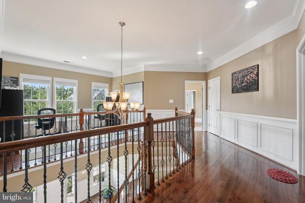 Chandelier, Interior, Recessed Lighting, Wood Texture Flooring