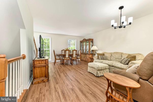 Chandelier, Dining room, Interior, Living room, Wood Texture Flooring