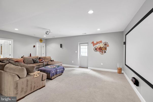 Interior, Living room, Projection Screen, Recessed Lighting