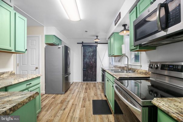 Interior, Kitchen, Pendant Lights, Wood Texture Flooring