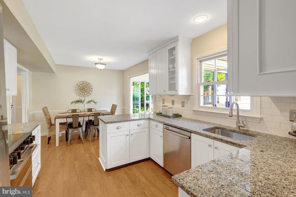 Dining room, Interior, Kitchen, Recessed Lighting, Wood Texture Flooring