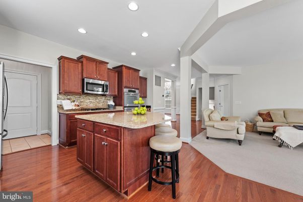 Interior, Kitchen, Living room, Recessed Lighting, Wood Texture Flooring