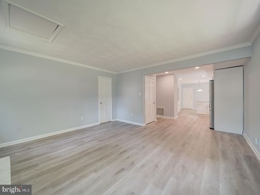 Empty room, Interior, Pendant Lights, Recessed Lighting, Wood Texture Flooring