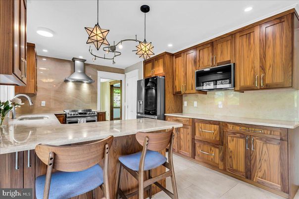 Interior, Kitchen, Pendant Lights, Recessed Lighting, Stainless Steel Appliances