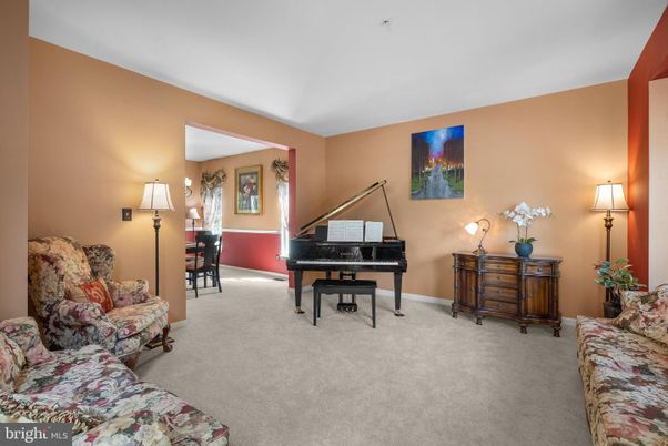 Interior, Living room, Piano