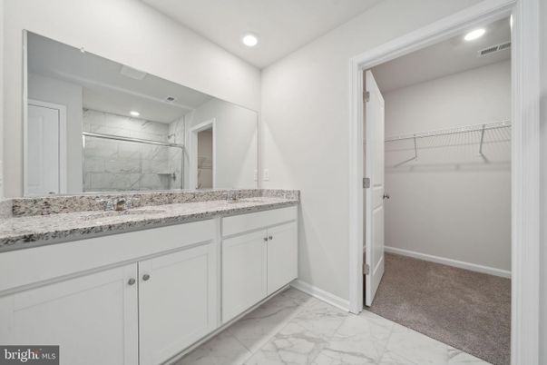 Bathroom, Interior, Marble, Marble Walls, Recessed Lighting, Walk-in Closets