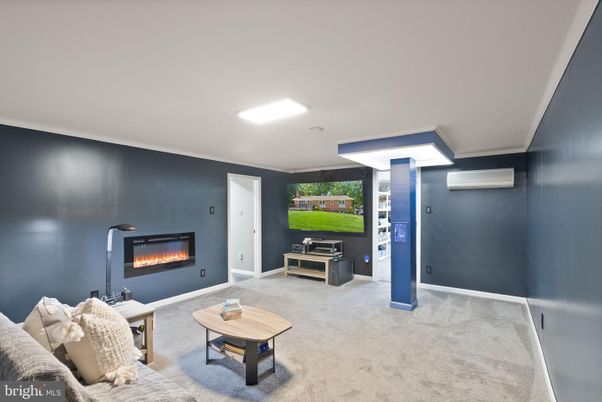 Fireplace, Interior, Living room, Recessed Lighting