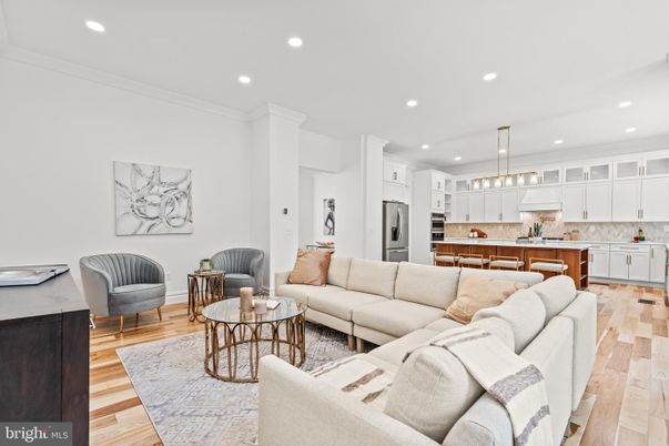 Interior, Kitchen, Living room, Pendant Lights, Recessed Lighting, Stainless Steel Appliances, Wood Texture Flooring