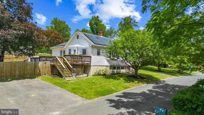 Backyard, Exterior, Solar Panels