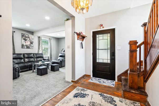 Chandelier, Interior, Living room, Recessed Lighting, Wood Texture Flooring