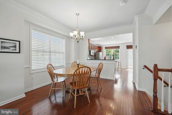 Chandelier, Dining room, Interior, Recessed Lighting, Wood Texture Flooring