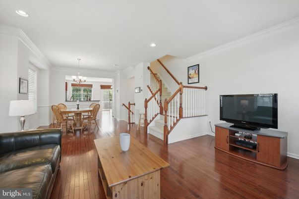 Chandelier, Dining room, Interior, Recessed Lighting, Wood Texture Flooring