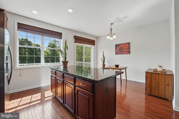 Interior, Pendant Lights, Recessed Lighting, Wood Texture Flooring