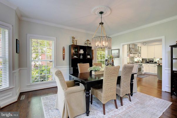 Chandelier, Dining room, Interior, Kitchen, Pendant Lights, Wood Texture Flooring
