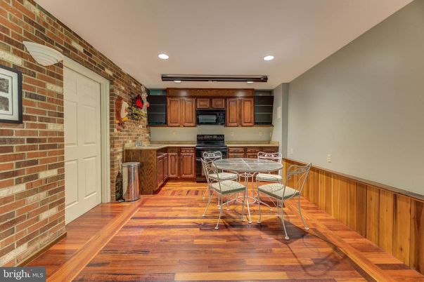 Dining room, Interior, Kitchen, Recessed Lighting, Stone Walls, Wood Texture Flooring