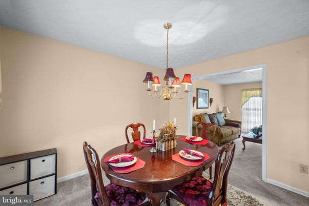 Chandelier, Dining room, Interior