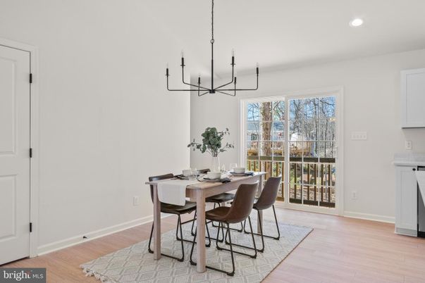 Chandelier, Dining room, Interior, Recessed Lighting, Wood Texture Flooring
