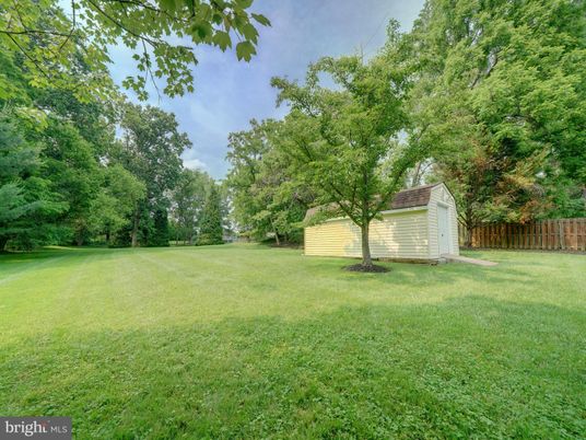 Backyard, Detached Garage, Exterior