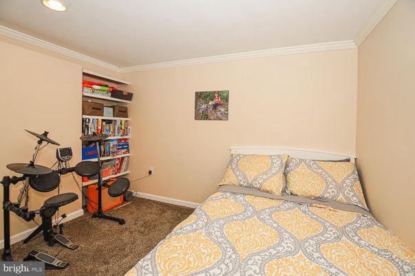 Fitness Equipment, Interior, Recessed Lighting