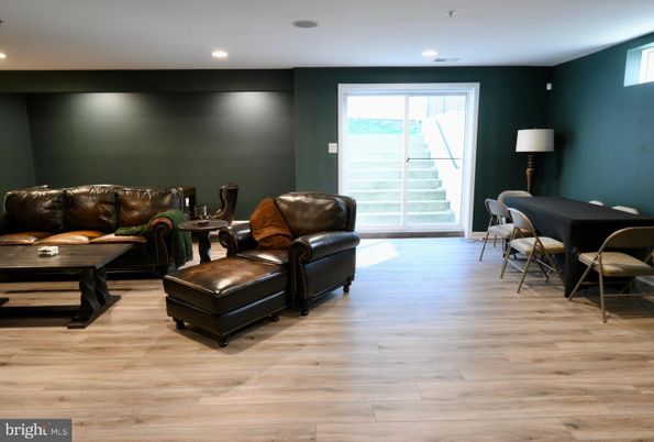 Dining room, Interior, Living room, Recessed Lighting, Wood Texture Flooring