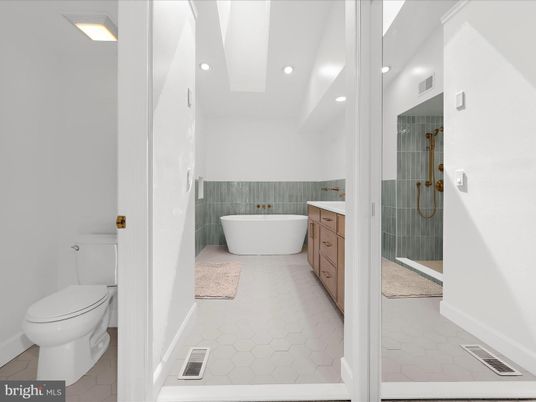 Bathroom, Free Standing Baths, Glass Shower, Interior, Recessed Lighting