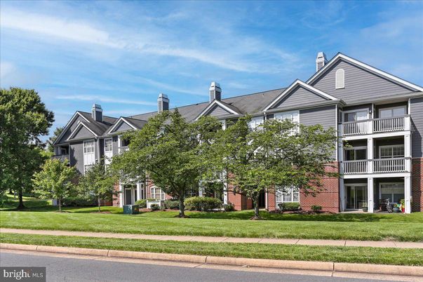 Exterior, Facade, Brick Facade, Queen Anne Victorian