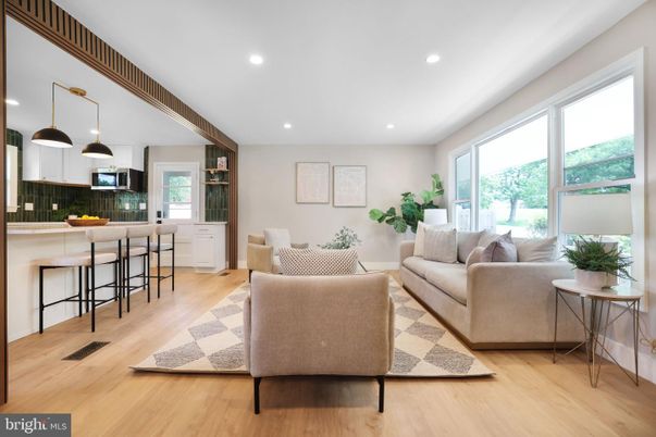 Interior, Kitchen, Living room, Pendant Lights, Recessed Lighting, Wood Texture Flooring