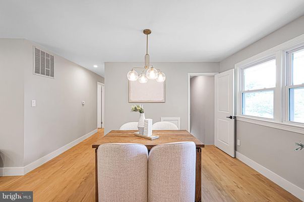Dining room, Interior, Pendant Lights, Recessed Lighting, Wood Texture Flooring