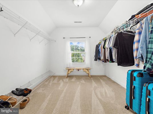 Interior, Walk-in Closets