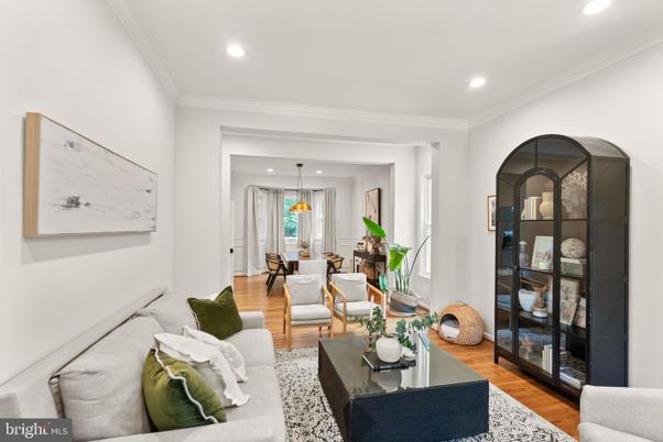 Dining room, Interior, Living room, Pendant Lights, Recessed Lighting, Wood Texture Flooring