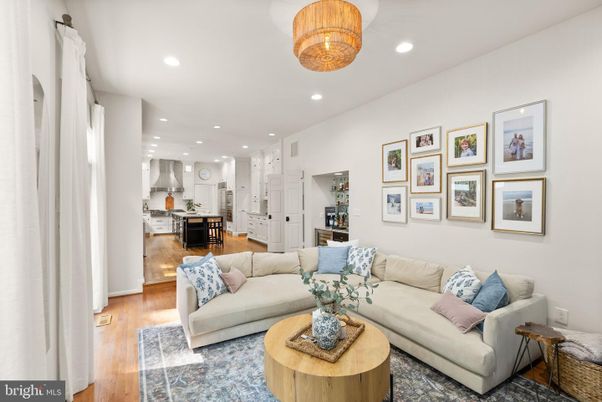 Chandelier, Interior, Kitchen, Living room, Recessed Lighting, Wood Texture Flooring