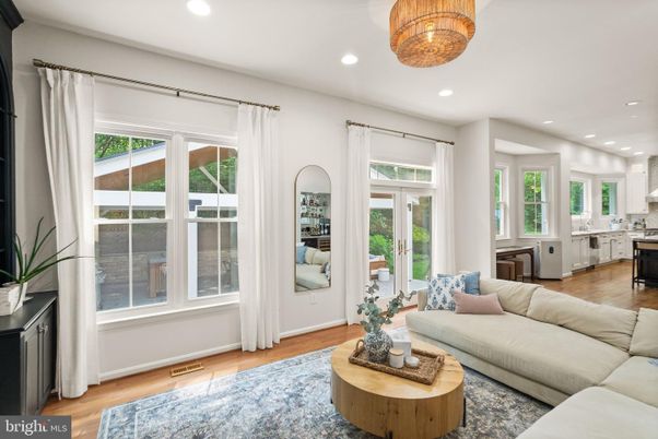 Chandelier, Interior, Kitchen, Living room, Recessed Lighting, Wood Texture Flooring