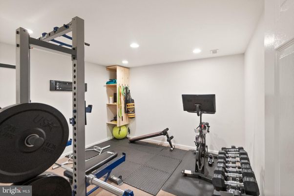 Fitness Equipment, Interior, Recessed Lighting