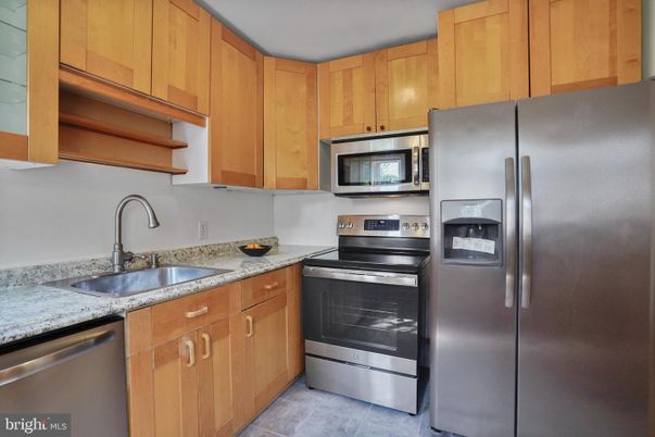Interior, Kitchen, Stainless Steel Appliances