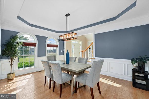 Chandelier, Dining room, Interior, Pendant Lights, Wood Texture Flooring