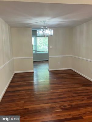 Chandelier, Empty room, Interior, Wood Texture Flooring