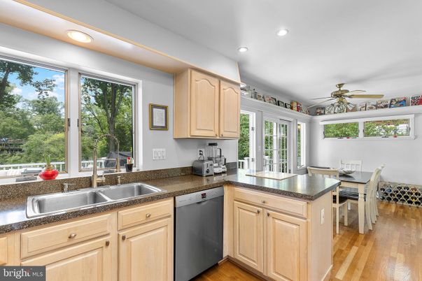 Dining room, Interior, Kitchen, Recessed Lighting, Wood Texture Flooring