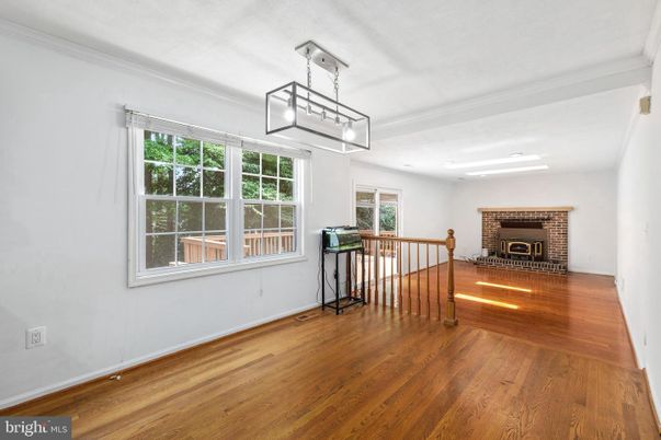 Fireplace, Interior, Pendant Lights, Recessed Lighting, Wood Texture Flooring