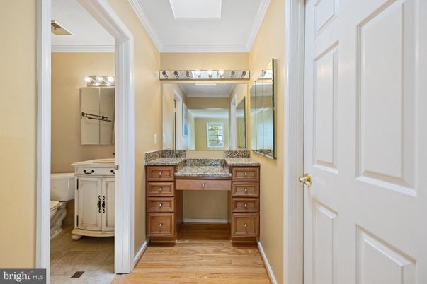Bathroom, Dual Sink Vanities, Interior, Wood Texture Flooring