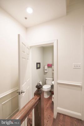 Bathroom, Interior, Recessed Lighting, Wood Texture Flooring