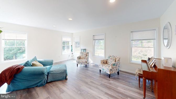 Interior, Living room, Piano, Recessed Lighting, Wood Texture Flooring
