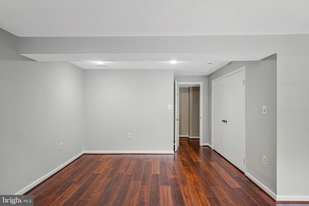 DE Listing image placeholder