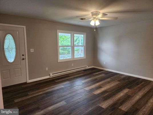 Empty room, Interior, Wood Texture Flooring