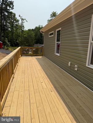 Exterior, Wood Texture Flooring