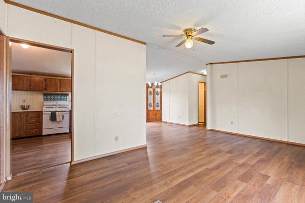 Chandelier, Empty room, Interior, Kitchen, Wood Texture Flooring