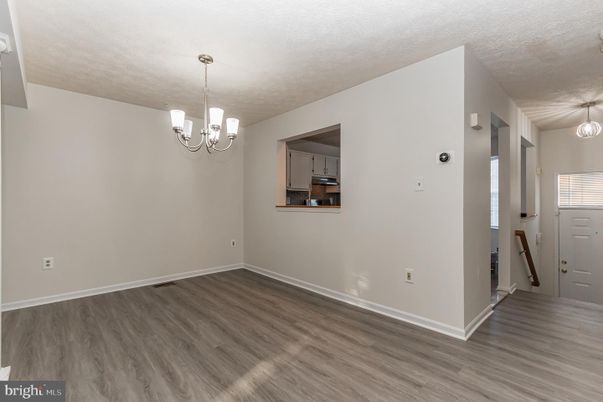 Chandelier, Empty room, Interior, Pendant Lights, Wood Texture Flooring