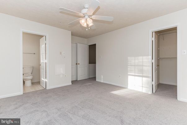 Bathroom, Empty room, Interior
