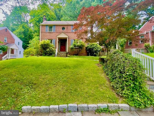 Backyard, Exterior, Facade, Brick Facade, Georgian