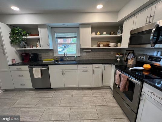 Interior, Kitchen, Recessed Lighting