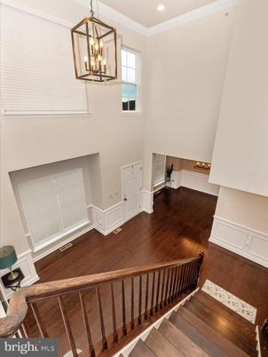 Interior, Pendant Lights, Recessed Lighting, Wood Texture Flooring